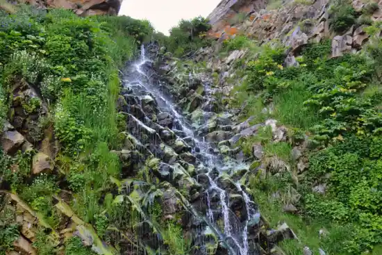 آبشار سردابه