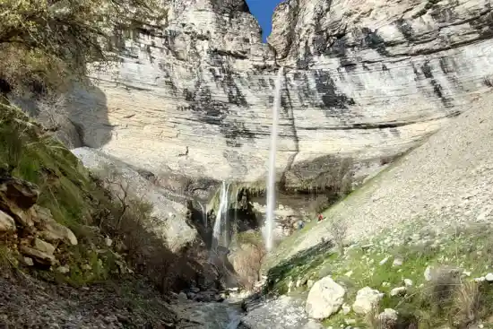 آبشار گردکانه