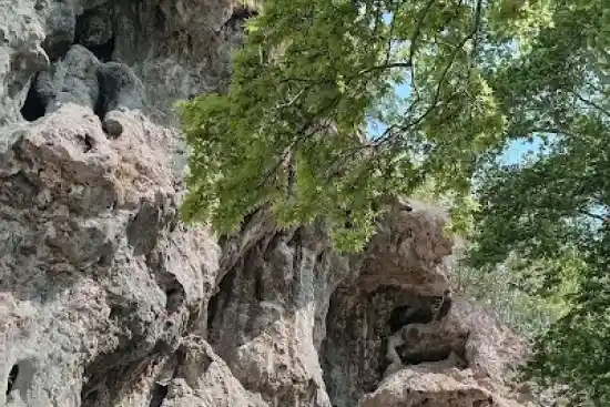 غار چهل دختر