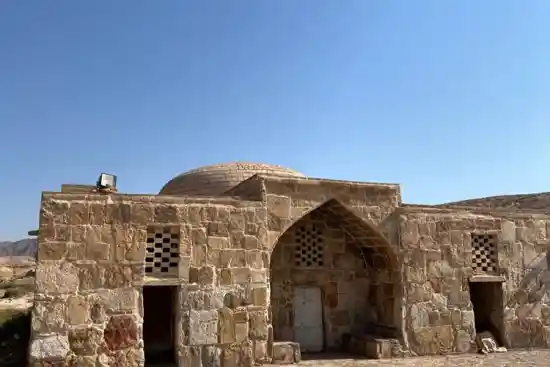 آبگرم ورتون