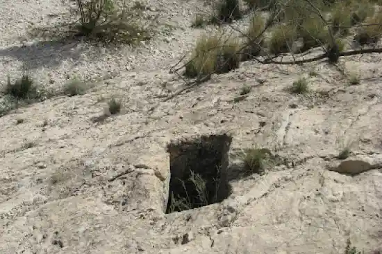 قنات باستانی تنگ ترمان