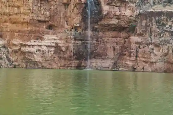 تنگه رگه روئه