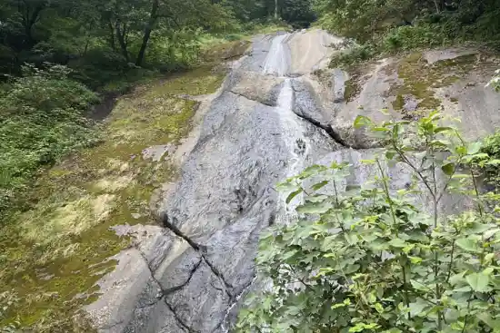 آبشار سیاه تاش رانکوه