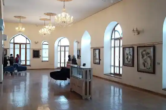 موزه استاد علی اکبر صنعتی