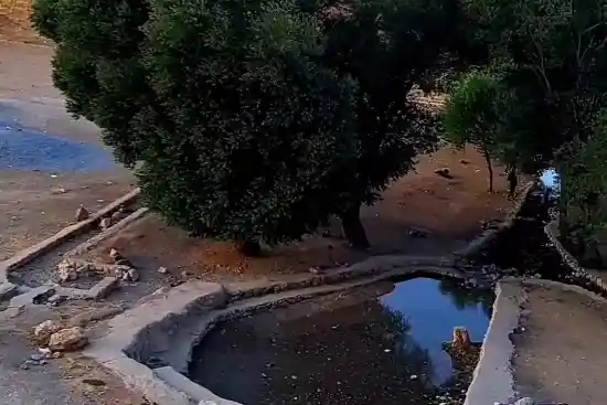 چشمه وقت و ساعت