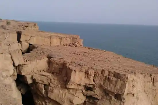 ساحل صخره ای گوردیم