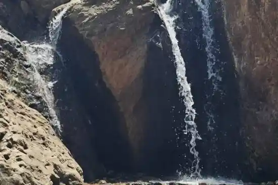 آبشار نارم تنگ
