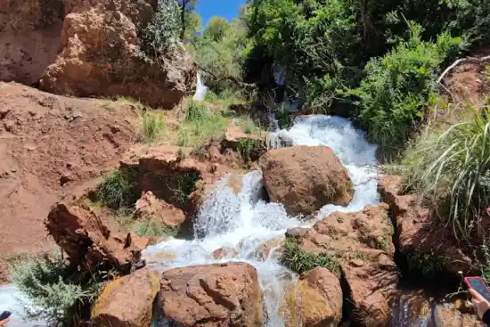 آبشار سم سماق