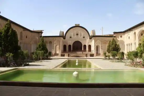 عمارت طباطبایی
