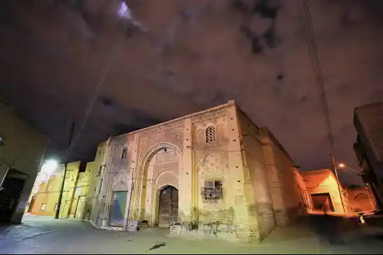 خانه تاریخی سوزنگر