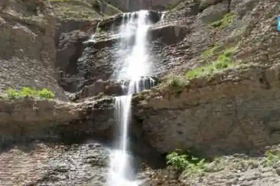 آبشار زوسیاه