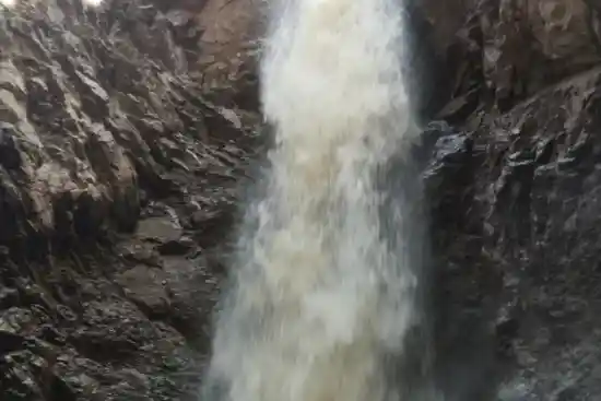 آبشار پیربالا