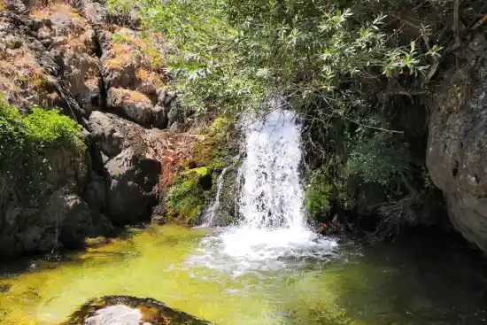 آبشار نره گر