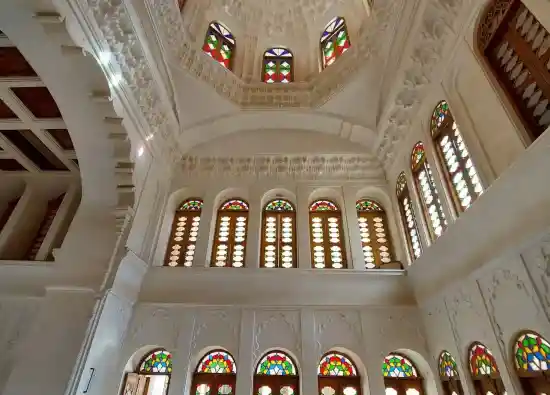 بوتیک هتل آقازاده