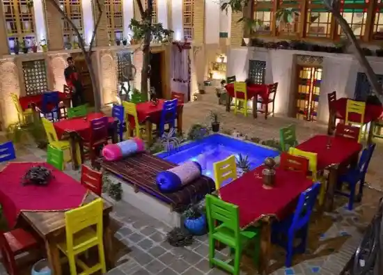 بوتیک هتل عمارت هفت رنگ