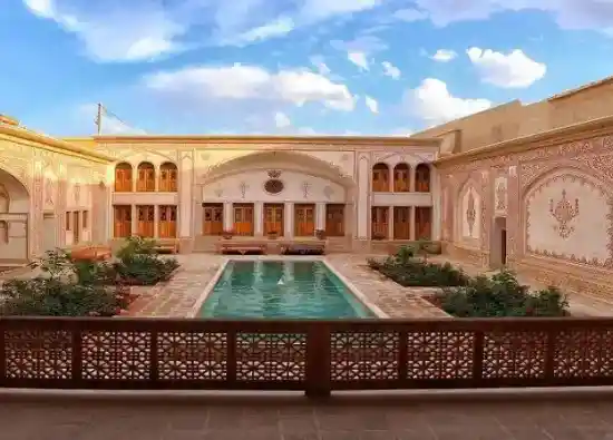 بوتیک هتل مهینستان راهب