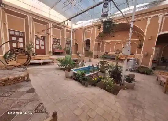 اقامتگاه بومگردی مهران