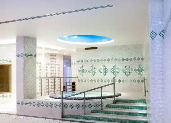 هتل زندیه شیراز