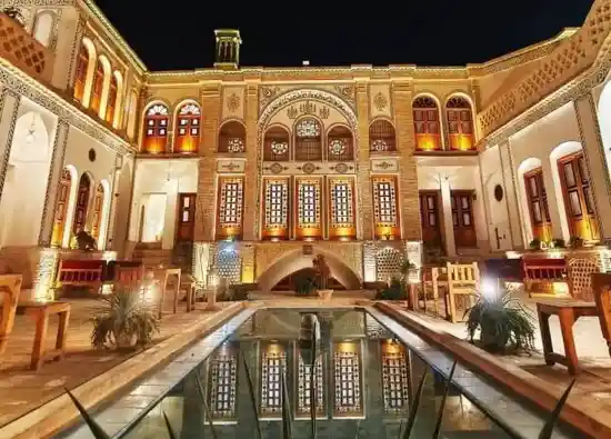 بوتیک هتل سرای صباغیان