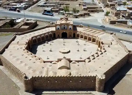 اقامتگاه سنتی کاروانسرای امینآباد