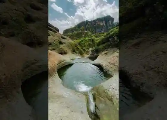 ویدیو کوتاه آبشار هفت حوض مخملکوه