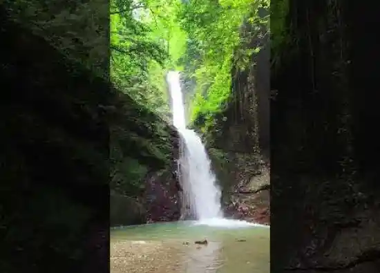 ویدیو کوتاه آبشار دارنو