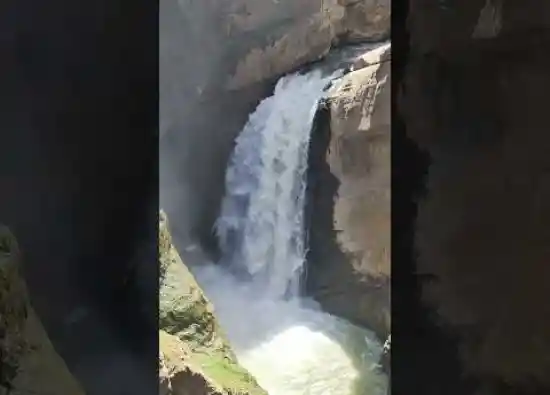 ویدیو کوتاه آبشار کردیت