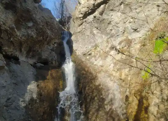 آبشار شورشورنه