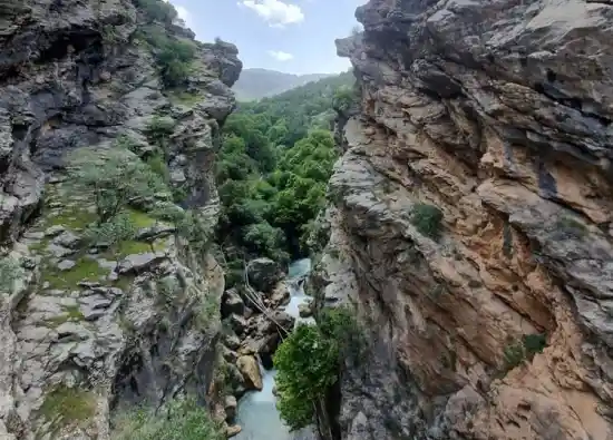 تنگه گجستان