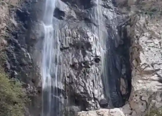 آبشار حسنی پاچر