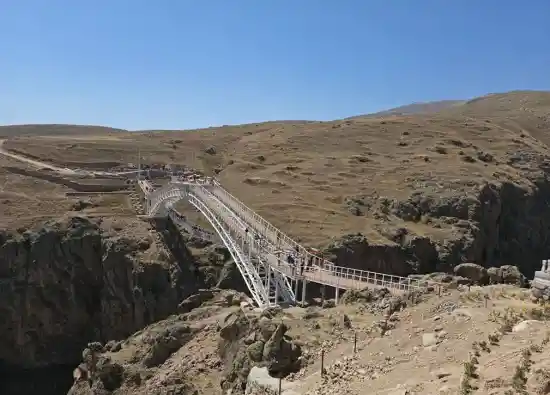 پل سه طبقه ورگه سران