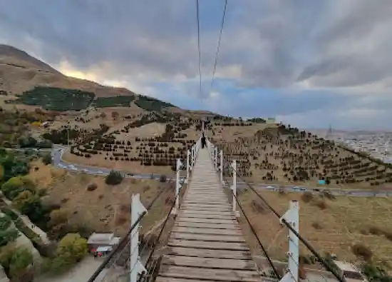 پل معلق آبیدر