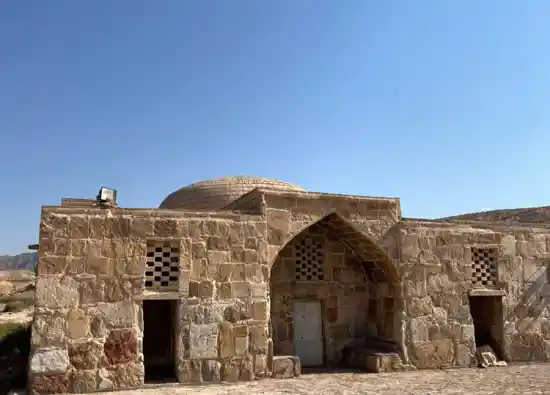 آبگرم ورتون