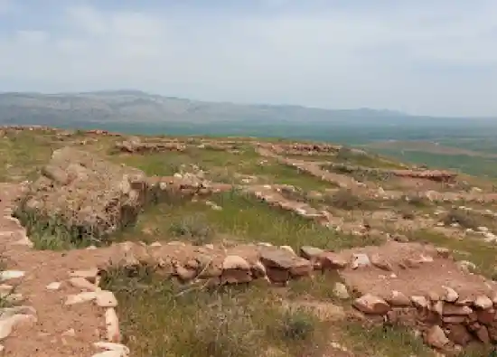 آتشکده سرخ دم لکی