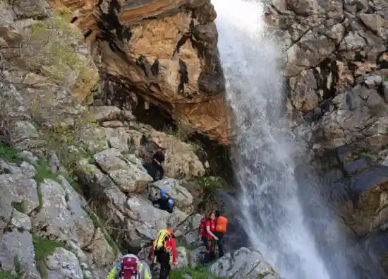 آبشار درگا گاوی