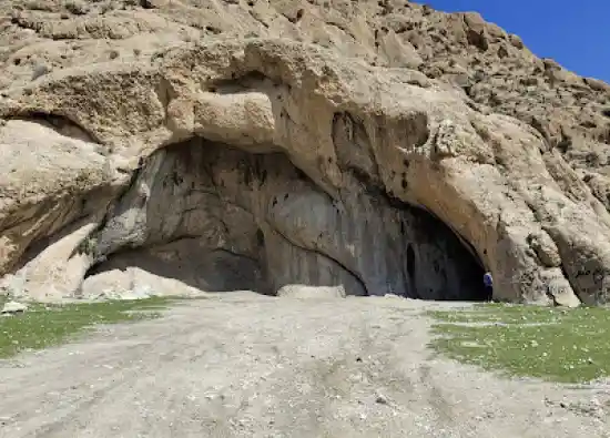 دروازه زمین