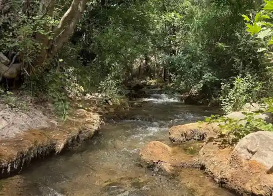 تنگه لورابی