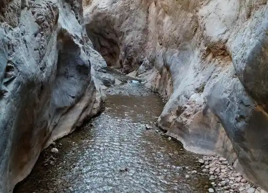 تنگه ابدال آباد