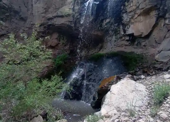 آبشار مادون