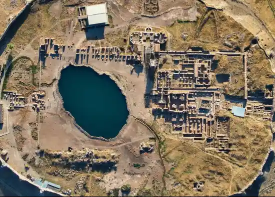 سراب تخت سلیمان