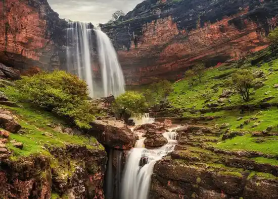 آبشار تخت چو