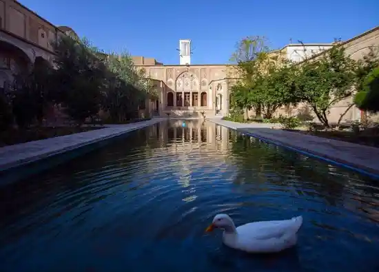 عمارت بروجردی ها