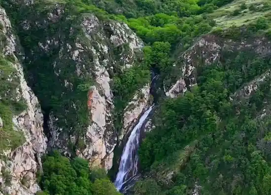 آبشار گلوسنگ