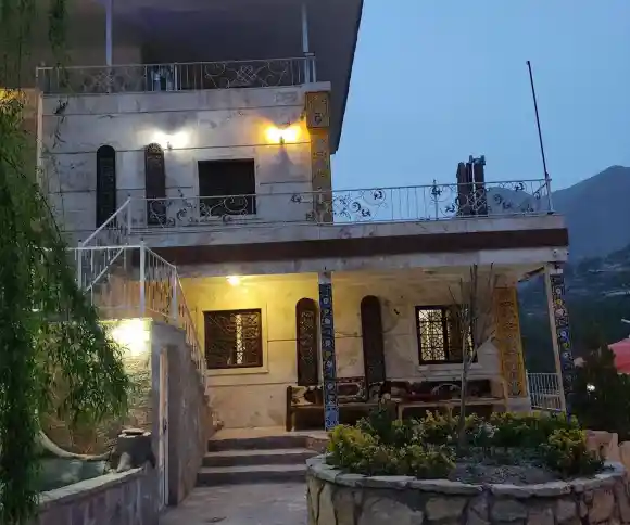 اقامتگاه سنتی شاهان-1