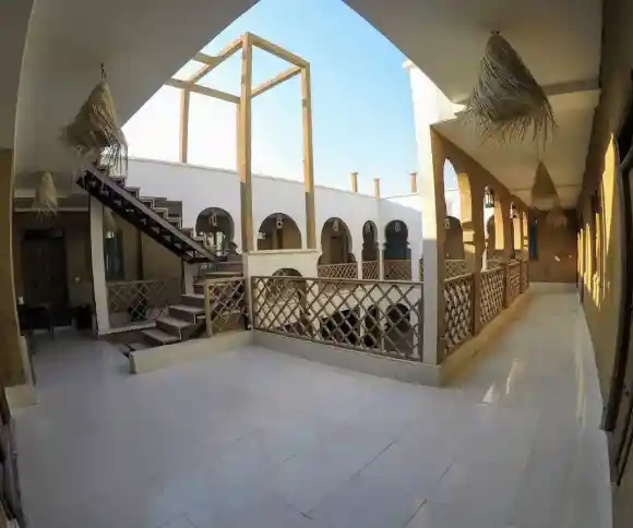 اقامتگاه بومگردی دال-1