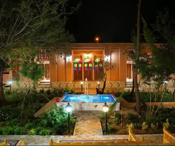 اقامتگاه بومگردی خانه نخجیر-1