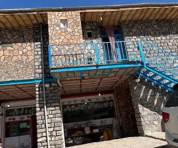 اقامتگاه بومگردی قلواز-1