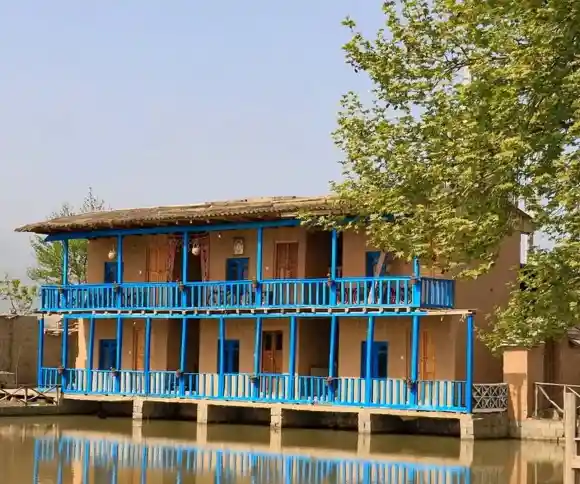 اقامتگاه بومگردی امیرستون-1