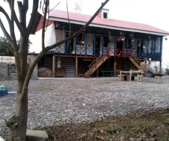 اقامتگاه بومگردی عطارد-1