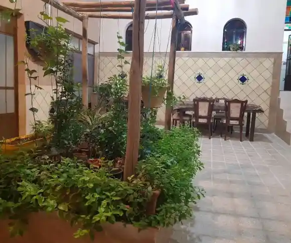 اقامتگاه بومگردی حس خوب-1